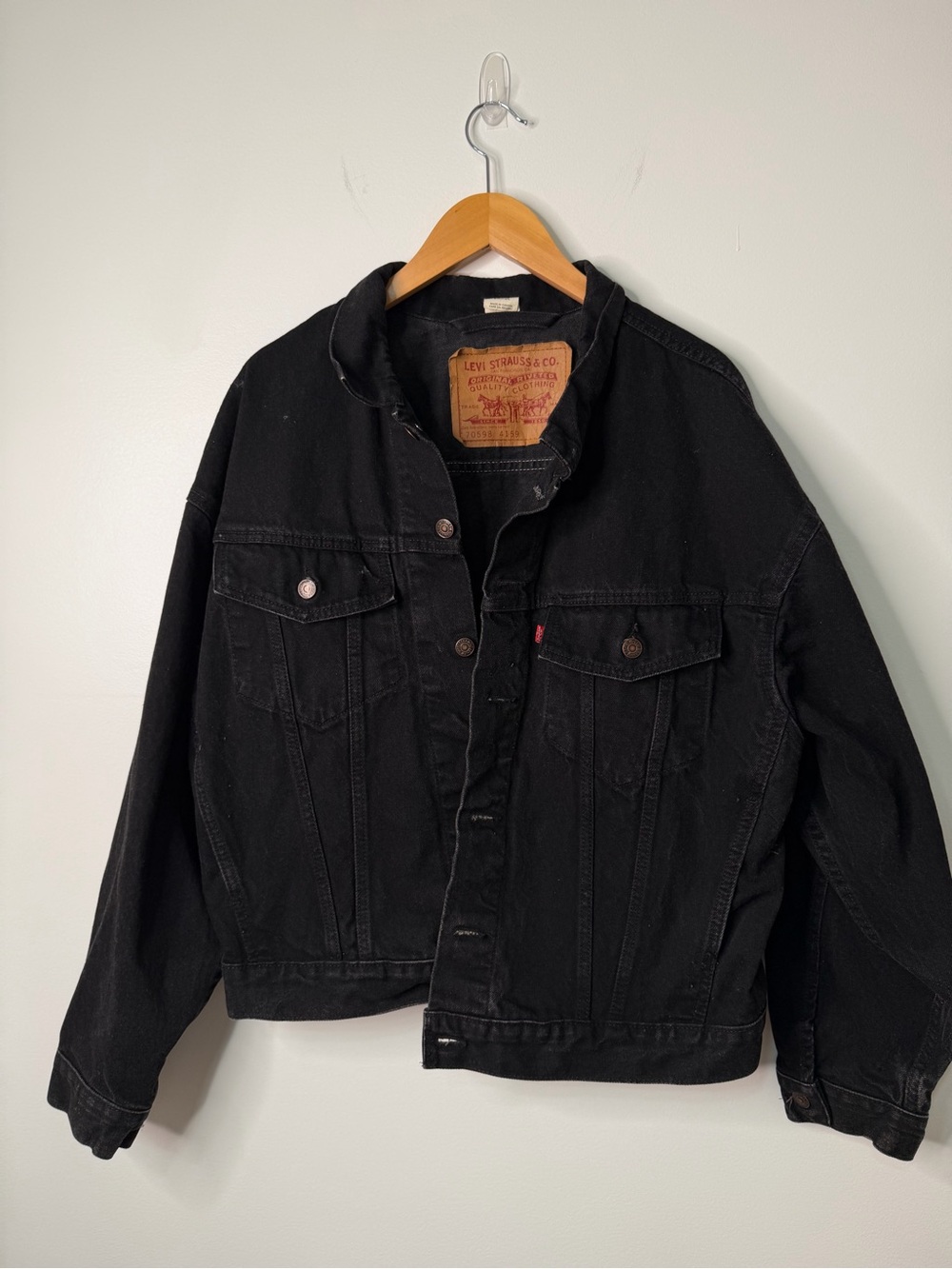 Vintage Levi’s Black Denim Trucker Jacket Made in Canada Large 90s Grunge 70598